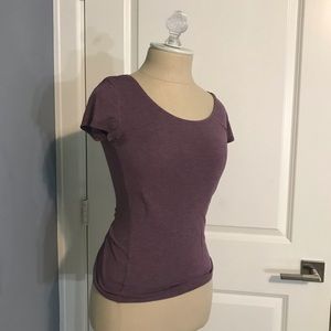 Slim fitting, comfortable shirt